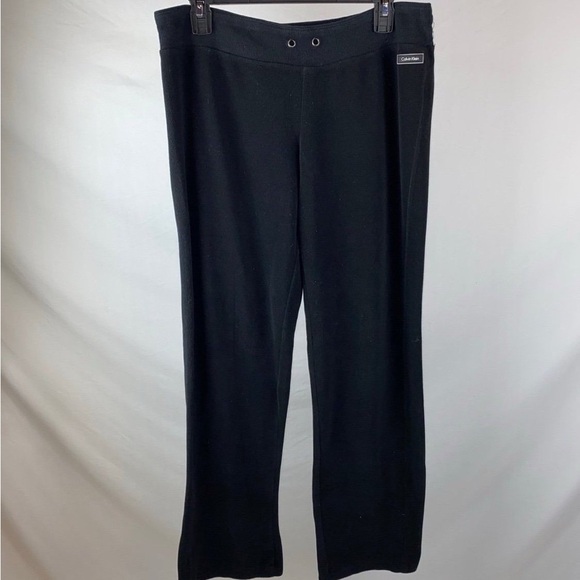 Calvin Klein Sweats - Picture 8 of 9